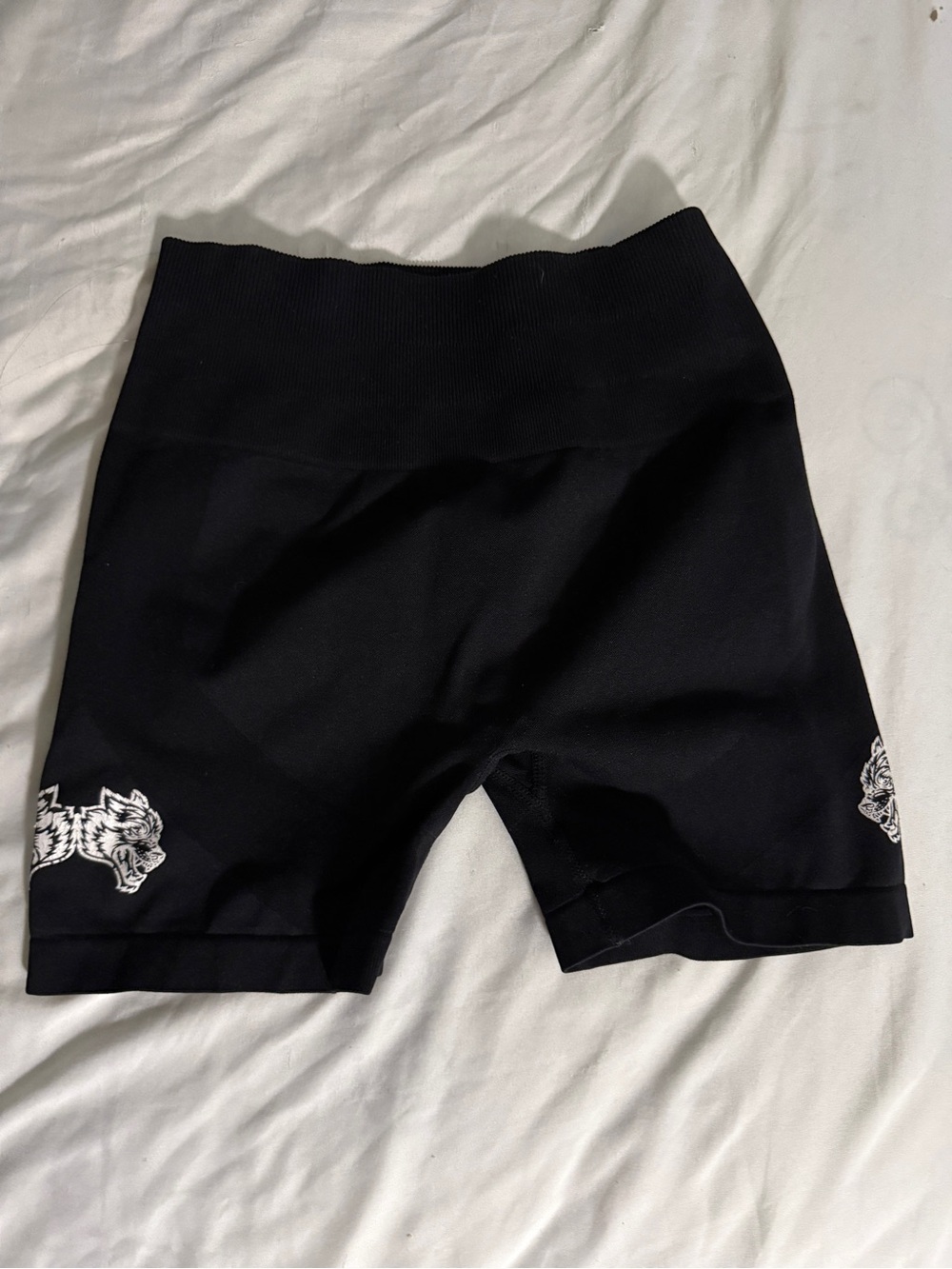 Darc Sport Scrunch Shorts – Black